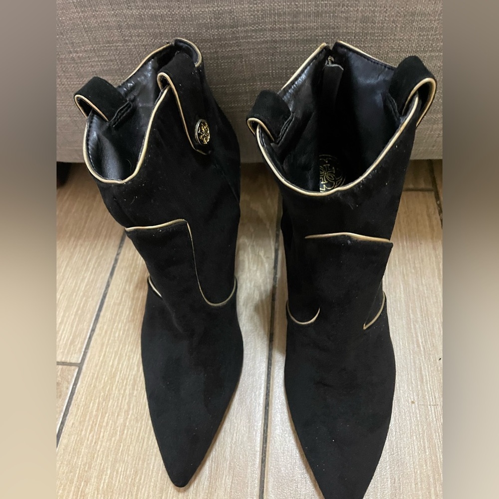 NEW Black & Gold Booties - Picture 2 of 5